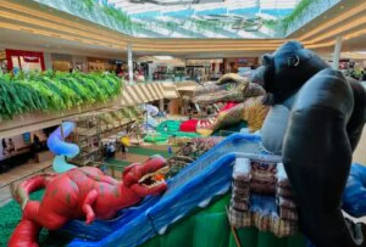 Dinoland é a nova atração do Jockey Plaza Shopping