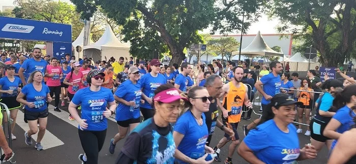 Maringá reuniu milhares de pessoas na Condor Running
