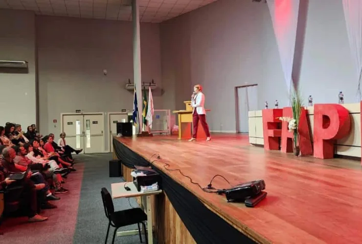 FAPI envolve a comunidade em atividades acadêmicas