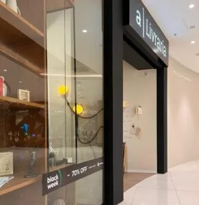 Black Week: marcas de luxo oferecem até 70% de desconto na Praia Brava, em SC