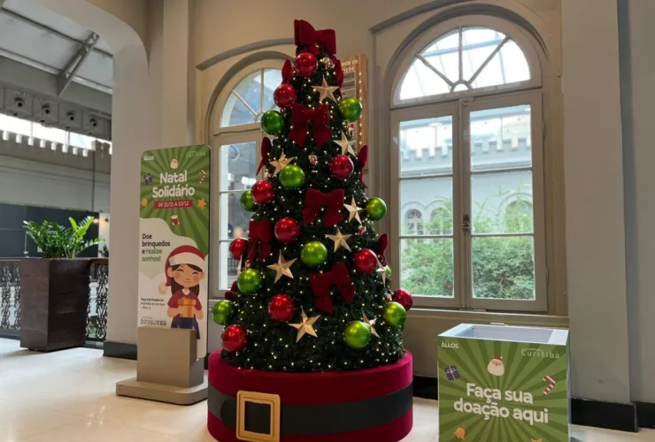 Natal Solidário - Shopping Curitiba. Foto Lívia Pulchério