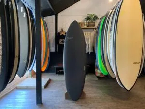 Fábrica de Florianópolis oferece consultoria gratuita para escolha da prancha de surf ideal