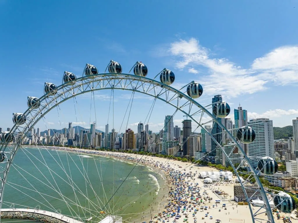 Capital brasileira dos arranha-céus tem projeção de receber quatro milhões de turistas em 2024
