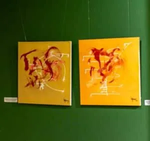 Exposição carregada de significados desperta o olhar filosófico em uma mistura de cores e linhas