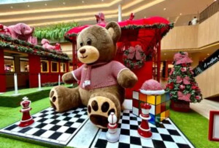 Jockey Plaza Shopping recebe crianças com TEA no Natal dos Brinquedos Clássicos