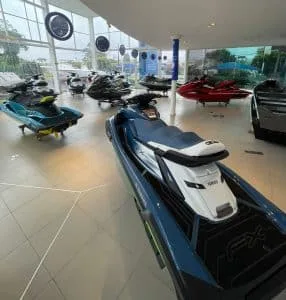 Distribuidora exclusiva de embarcações Armatti Yachts e Fishing Raptor no Brasil amplia atuação na capital paranaense
