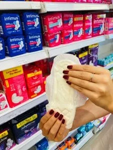 Rede Vale Verde faz distribuição gratuita de absorventes