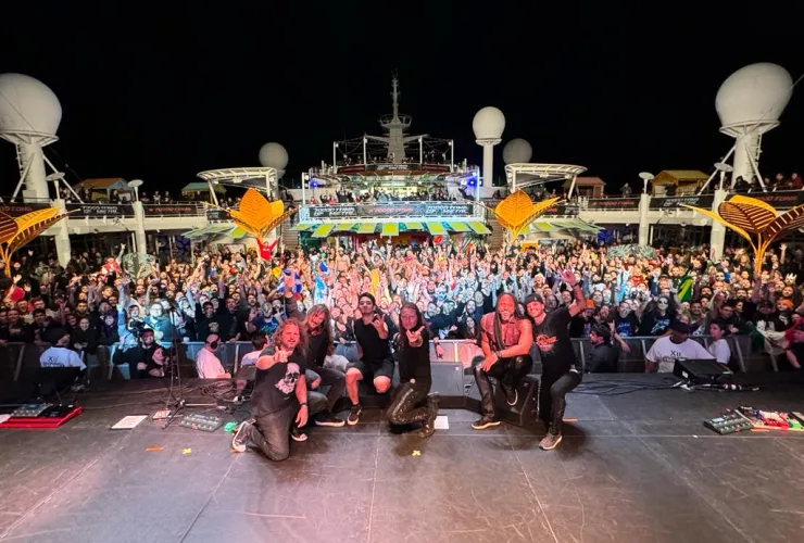 Angra grava apresentação histórica no cruzeiro 70000 Tons of Metal para DVD