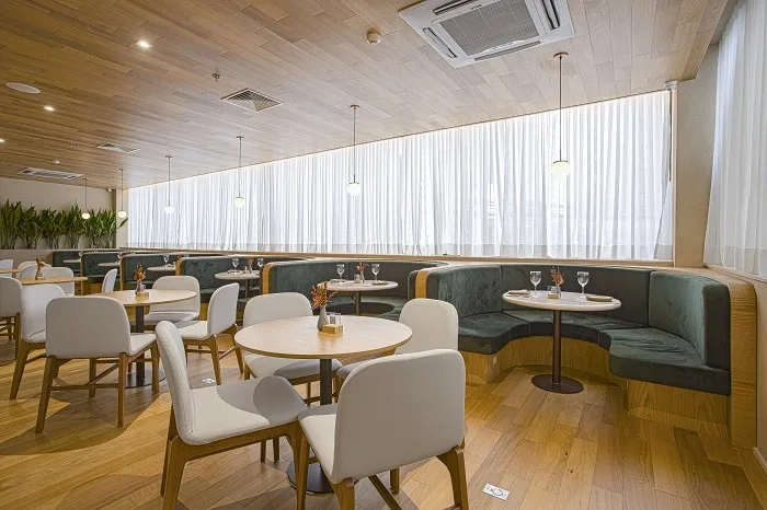 Aroma, Jazz e Vinhos: uma noite encantadora no Qoya Hotel Curitiba