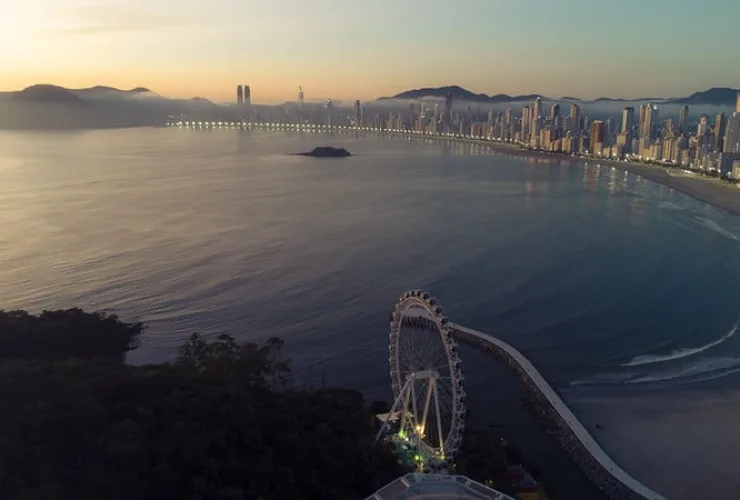 Balneário Camboriú terá revolução no mercado imobiliário com hotéis em prédios residenciais