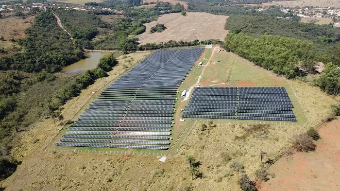 AXS Energia fecha operação de US$ 31,3 milhões para financiamento de 14 novas usinas solares em quatro estados