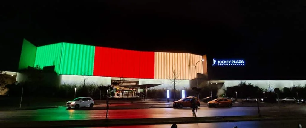 Jockey Plaza Shopping une forças de clientes, lojistas e funcionários e arrecada doações para o Rio Grande do Sul