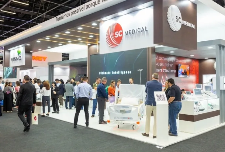 Cama Elétrica Hospitalar com movimento exclusivo é um dos destaques na Feira Hospitalar 2024