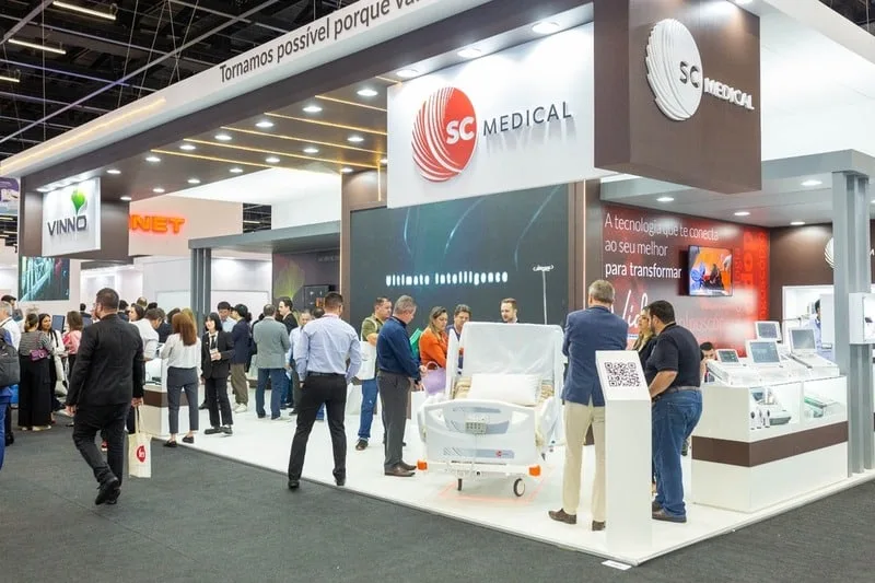 Cama Elétrica Hospitalar com movimento exclusivo é um dos destaques na Feira Hospitalar 2024