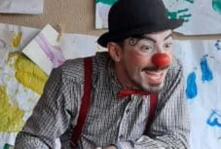 Palhaço DiBorró leva suas estripulias ao “Aurorinha de Teatro” em junho