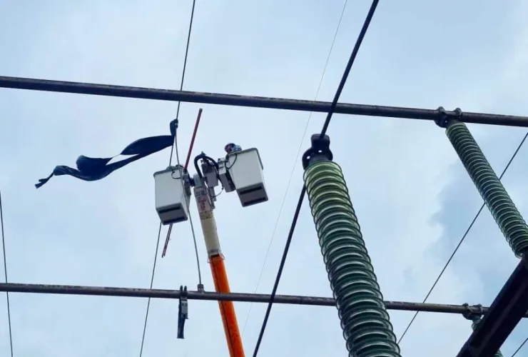 Copel alerta sobre o risco de balões na rede elétrica