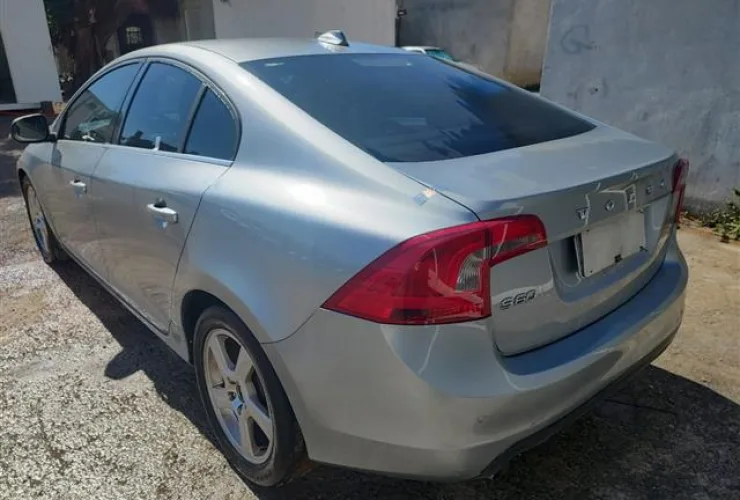 Leilão tem carros a partir de R$ 1,7 mil