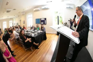Líderes em educação e tecnologia debatem o futuro do aprendizado