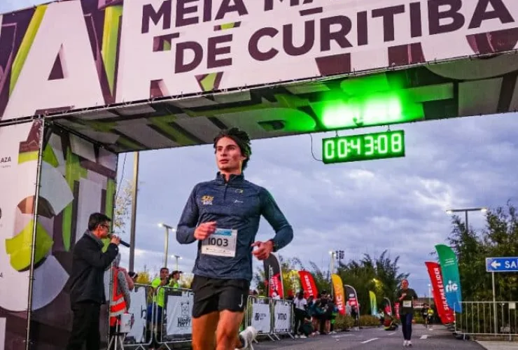 Jockey Plaza Shopping recebe a meia maratona de Curitiba