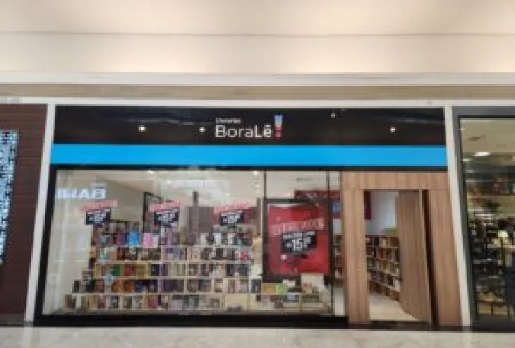 Livraria Bora Lê tem mais de 10 mil obras a valor único de R$ 15,00