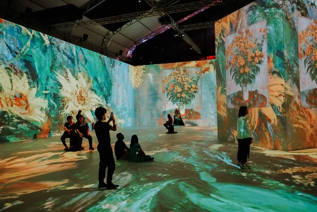 Visitantes de Foz do Iguaçu terão a oportunidade de conhecer a exposição imersiva Van Gogh &amp; Impressionistas