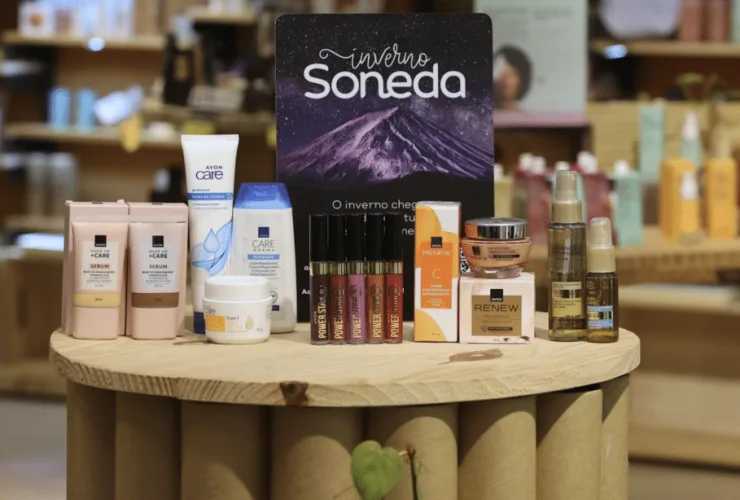 Avon anuncia entrada no varejo em parceria com Soneda