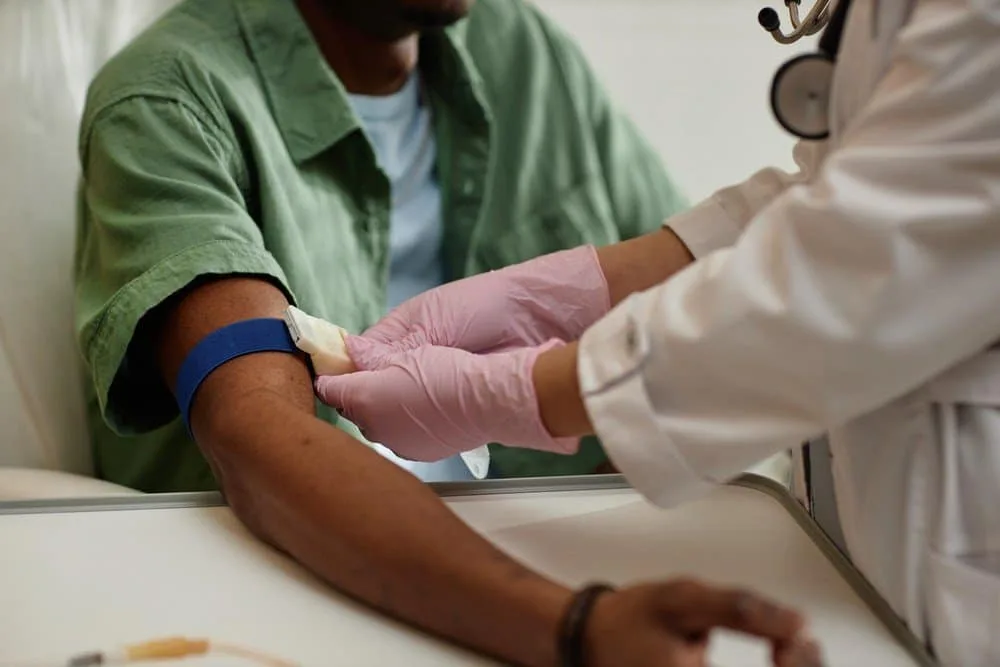 Estudo propõe exame de sangue na atenção básica  para diagnóstico de Alzheimer