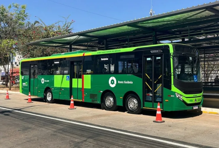 Superônibus Volkswagen revoluciona o mercado e agrada clientes em todo o Brasil