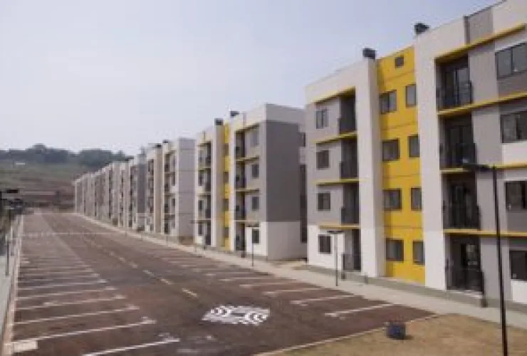 Rottas Construtora entrega condomínio clube em Londrina