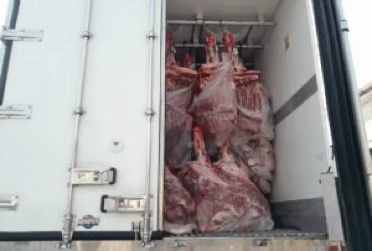 Caminhão, carreta e carga de carne, avaliados em mais de R$ 1 milhão, são recuperados graças a tecnologia de Radiofrequência + GPS