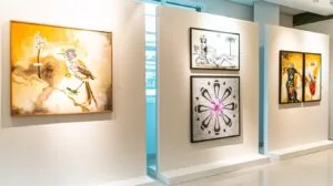 Exposição "Lado a Lado" Apresenta uma Viagem Poética entre a Vida e o Cotidiano