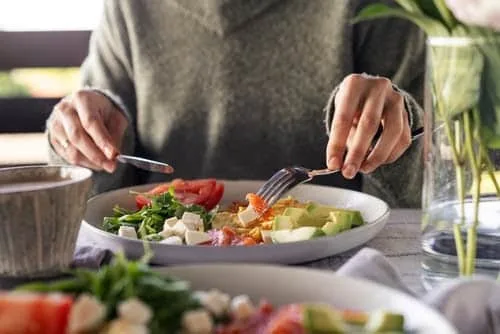 Dieta low carb pode aumentar o risco de diabetes, aponta estudo
