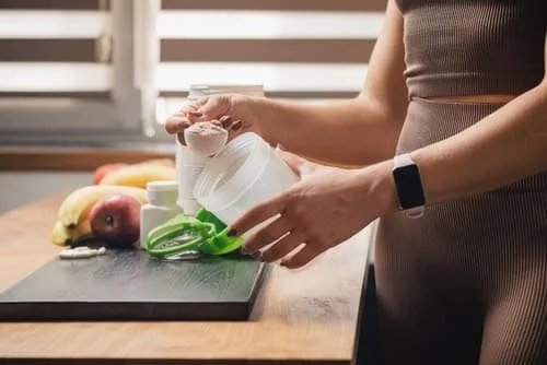 Creatina: 8 dúvidas respondidas sobre o consumo do suplemento