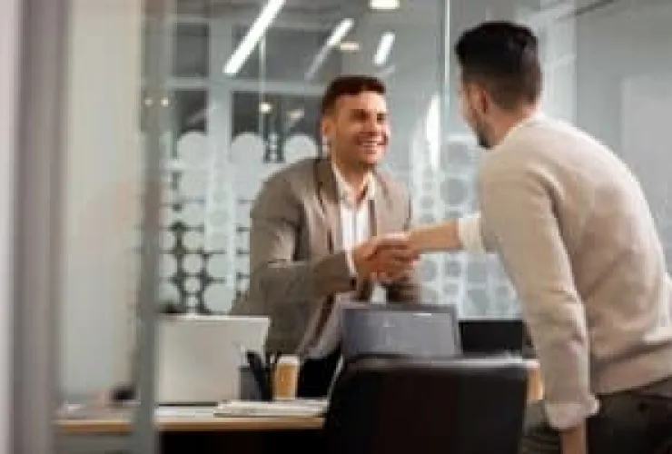 Estácio promove feira virtual de empregos e estágio  com mais de 900 mil vagas disponíveis no País