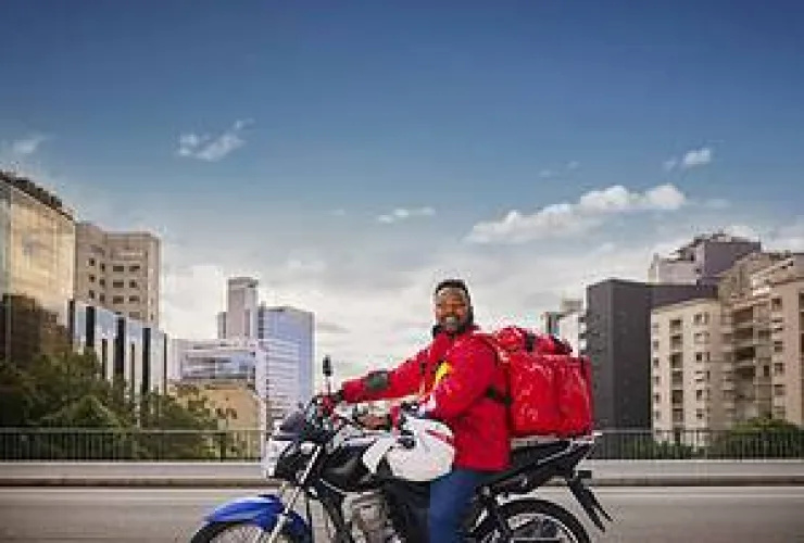 Delivery impulsiona crescimento do consumo fora do lar no 1º semestre de 2024