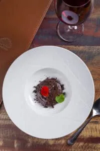 Pratos campeões de venda estrelam Menu do Chef no Restaurante Maria Eugênia
