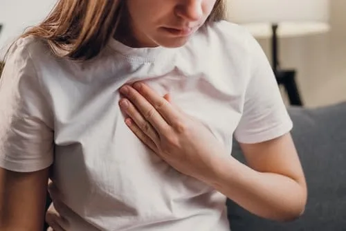 Mulheres e pessoas abaixo de 60 anos vivem menos  após infarto, mostra estudo