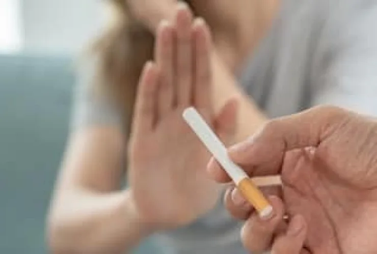 Fumar prejudica a fertilidade tanto de homens como de mulheres
