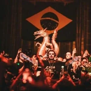 Carnaval do Warung Beach Club traz grandes nomes da música eletrônica internacional