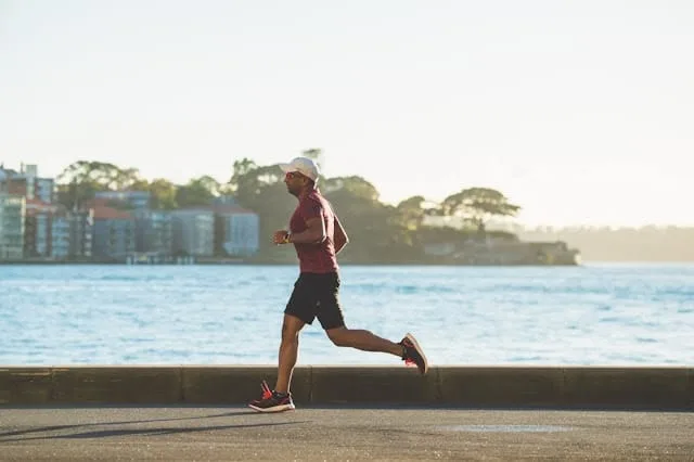 Aumentar em 30 minutos os treinos de cardio 
impacta a composição corporal
