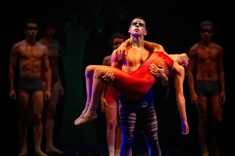 Espetáculo de dança sobre a lenda das Cataratas do Iguaçu chega a Curitiba