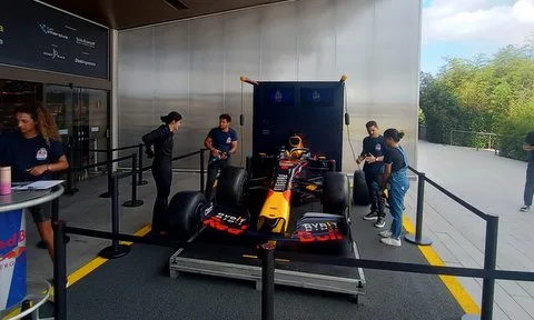 Fãs do automobilismo poderão viver dia de mecânico no Red Bull Pit Stop Challenge no PkB Divulgação Red Bull