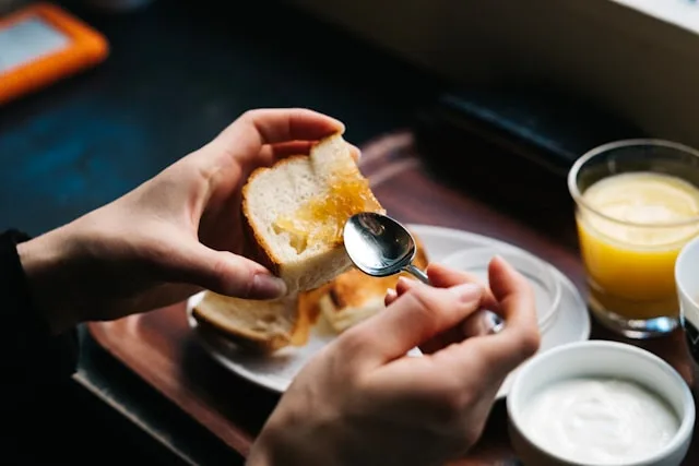 Café da manhã ajuda a proteger contra  doenças cardiovasculares, diz estudo