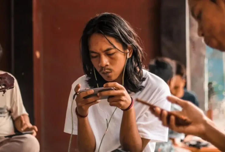 Paranaenses estão ganhando dinheiro jogando online