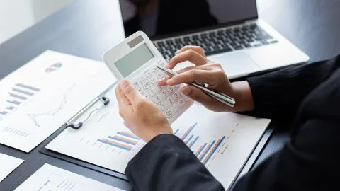 IR 2025: especialista da XP alerta sobre os 3 erros que levam à malha fina