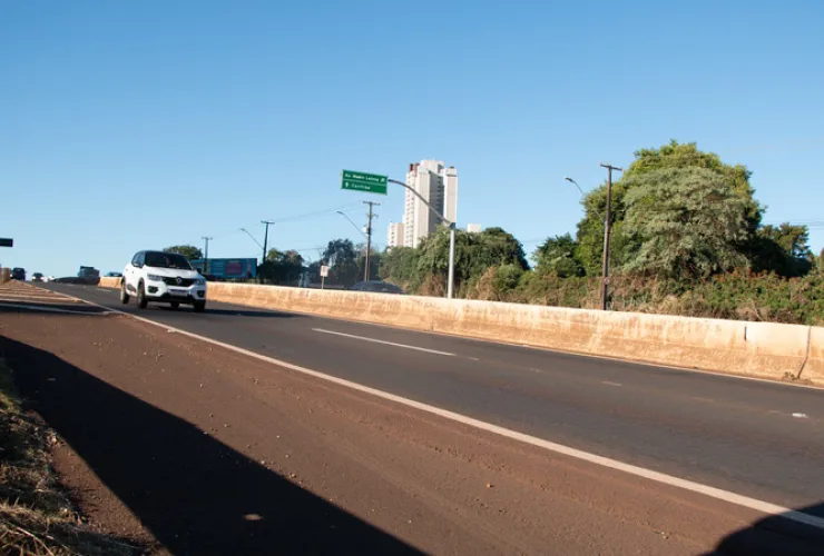 PRVias orienta motoristas sobre acessos alternativos na PR-445 durante maratona de Londrina