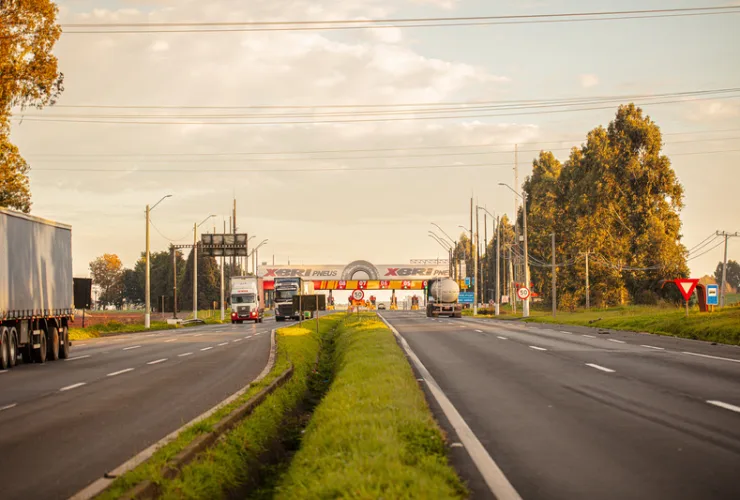 PRVias inicia à zero hora deste sábado aoperação das cinco praças de pedágio