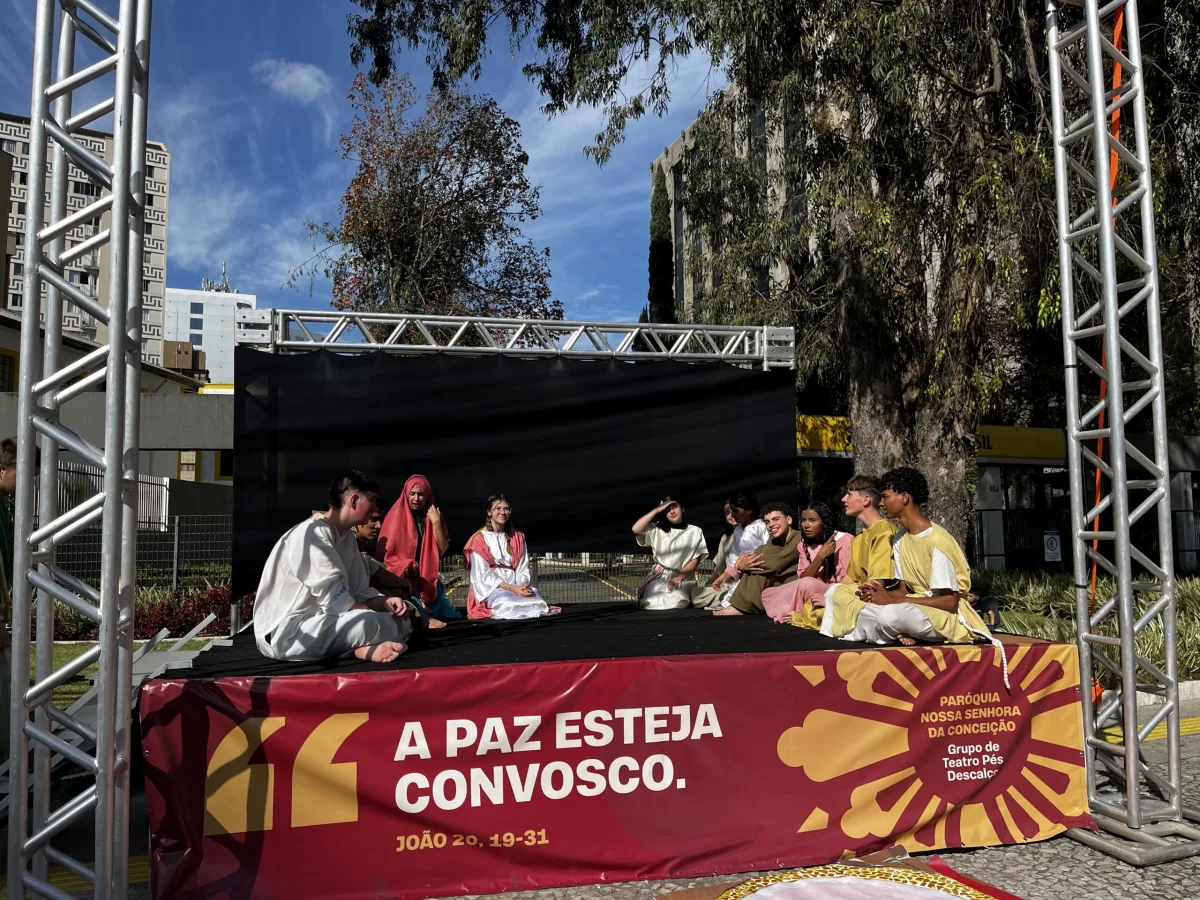 Corpus Christi 2025 celebrou fé e cultura em Curitiba com teatros, arte e tradição popular