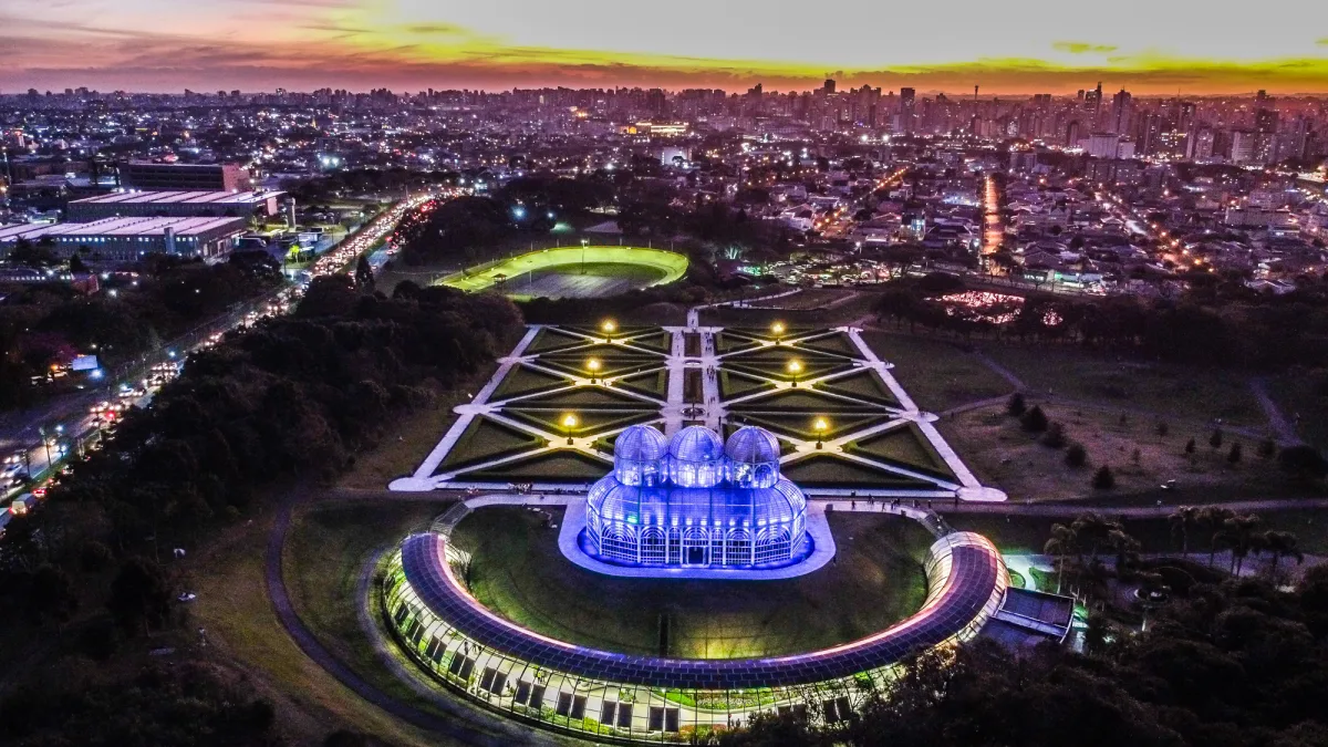 Jardim Botânico em Curitiba, na ação do dia 22 de julho em 2024 Valterci Santos