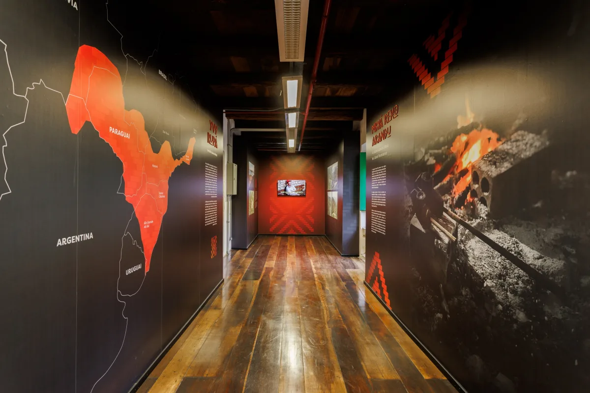 Exposição sobre a cultura Guarani Mbyá é inaugurada em Paranaguá